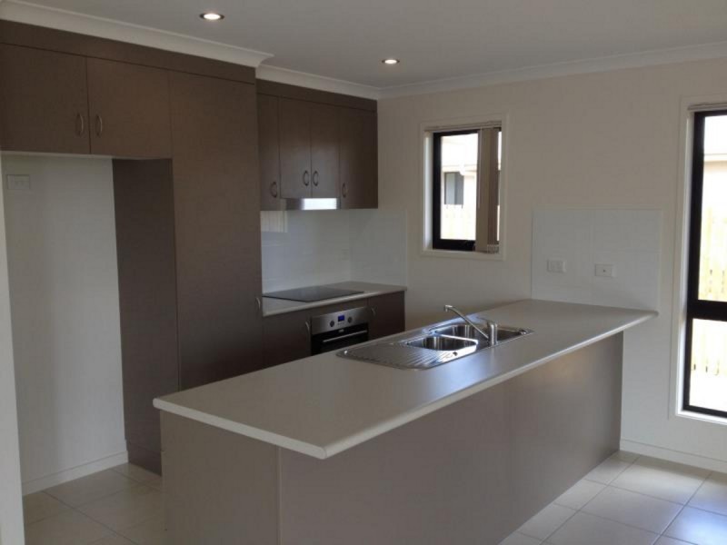 15 Vermont Drive, Parkhurst QLD 4702